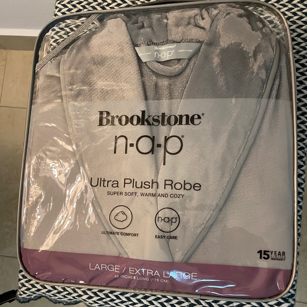 Brookstone n-a-p Ultra Plush Robe
